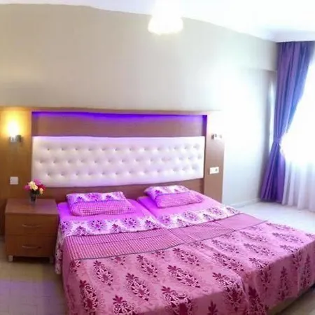 Sun Apartment *